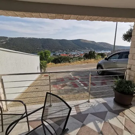 Apartments Villamare Grebastica Exterior photo