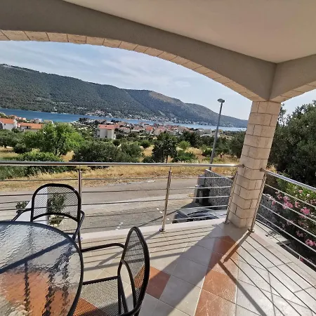 Apartments Villamare Grebastica Exterior photo