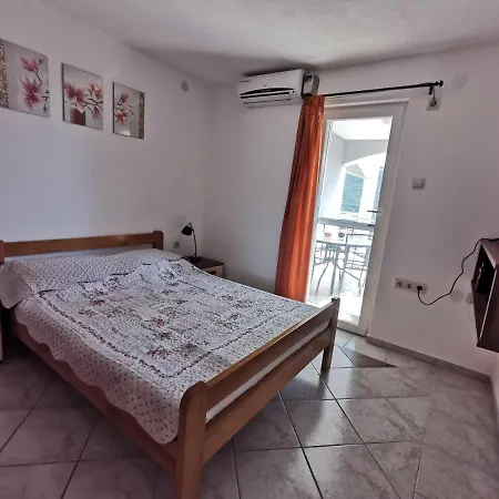 Apartments Villamare Grebastica Exterior photo