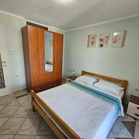 Apartments Villamare Grebastica Exterior photo