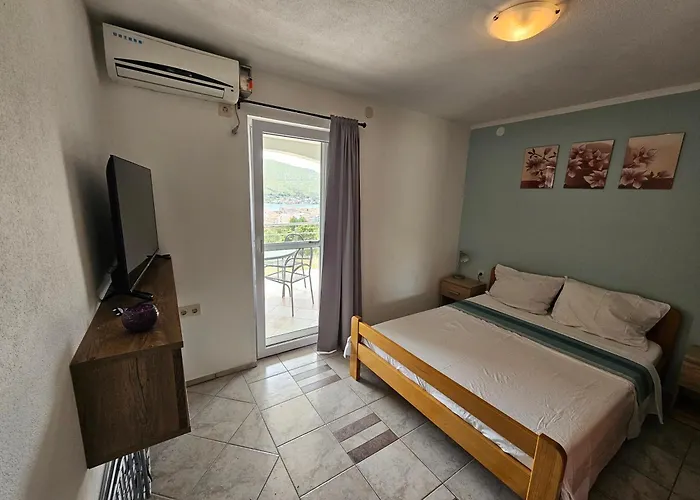 Apartments Villamare