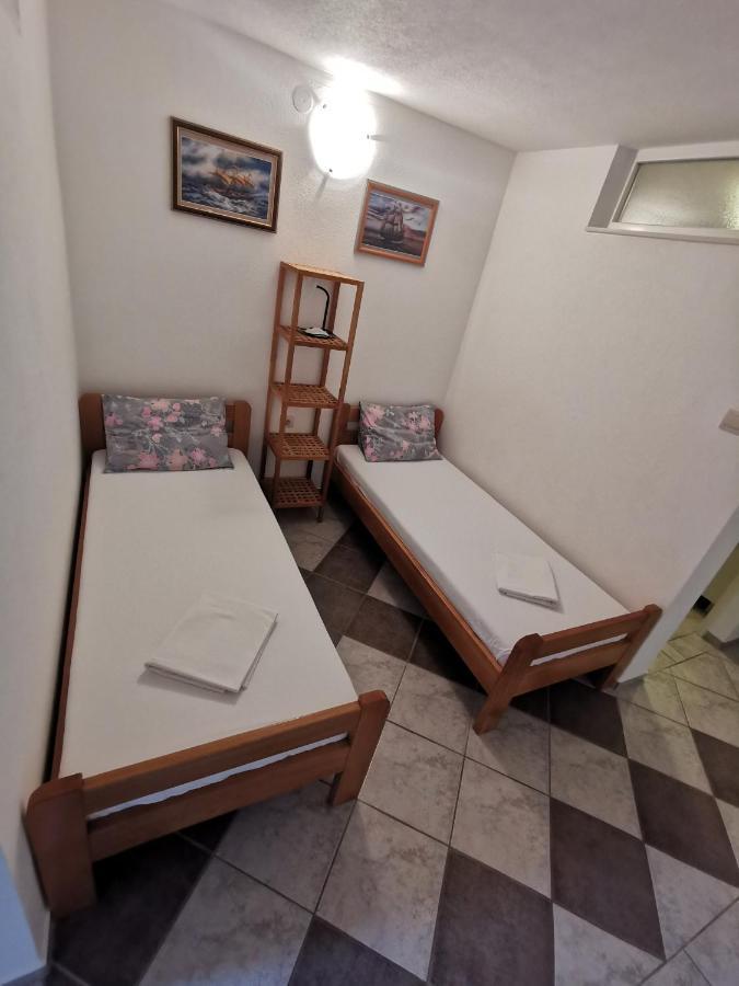 Apartment Villamare Grebastica
